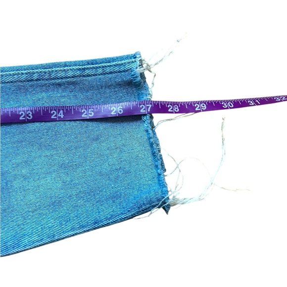 RE/DONE 90’s High Rise Ankle Crop Denim Worn Light Blue Size 26 EUC - Picture 8 of 12